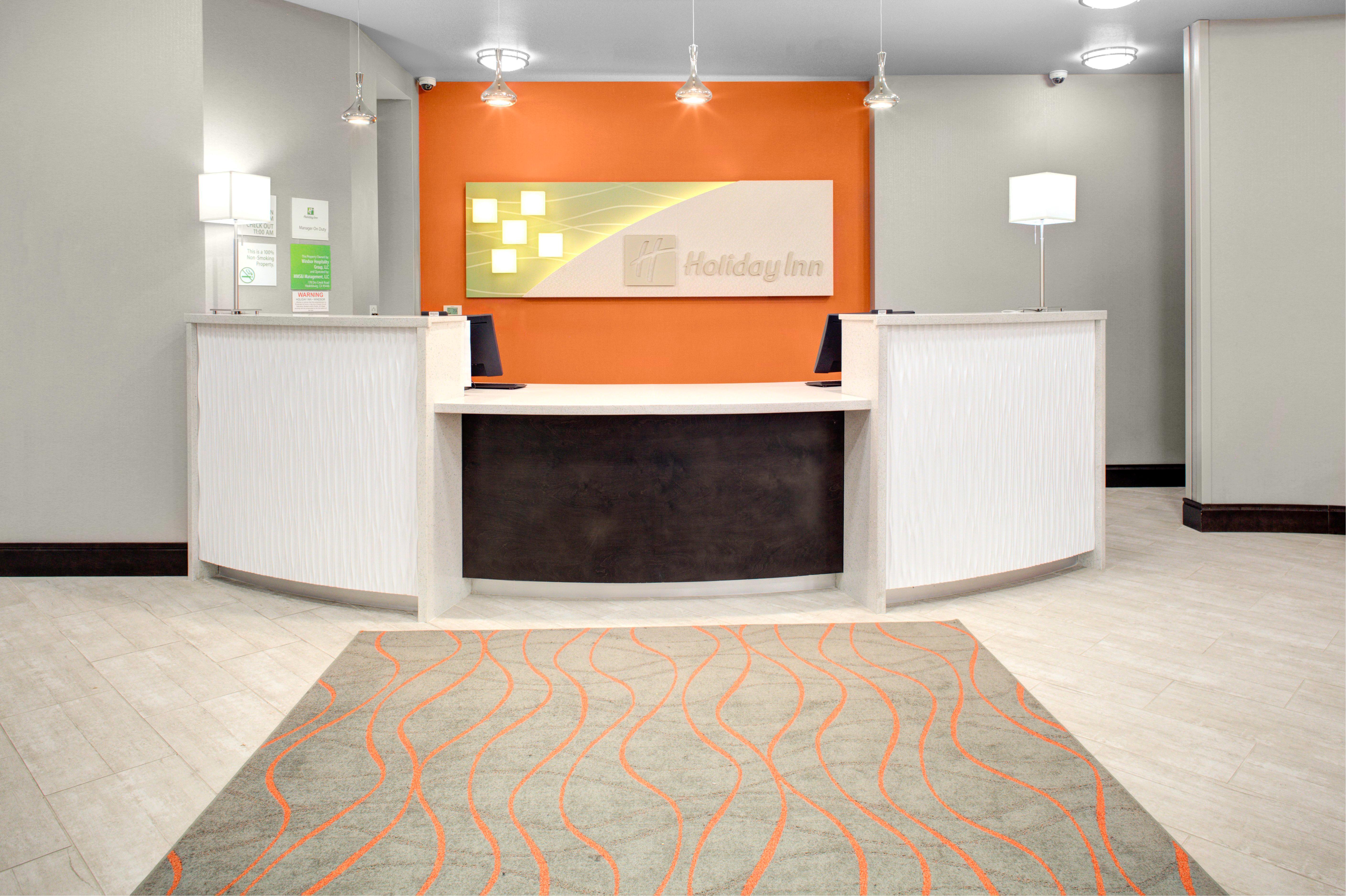 Holiday Inn Windsor - Wine Country By Ihg Exterior photo